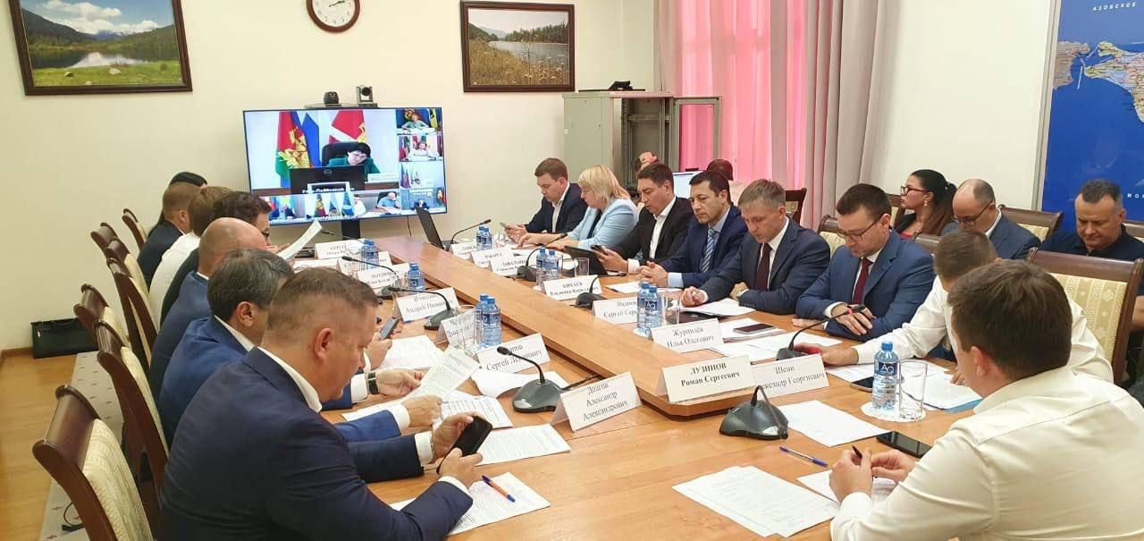 Заседание оперативного штаба по развитию Национальной системы пространственных данных проведено в Краснодаре.