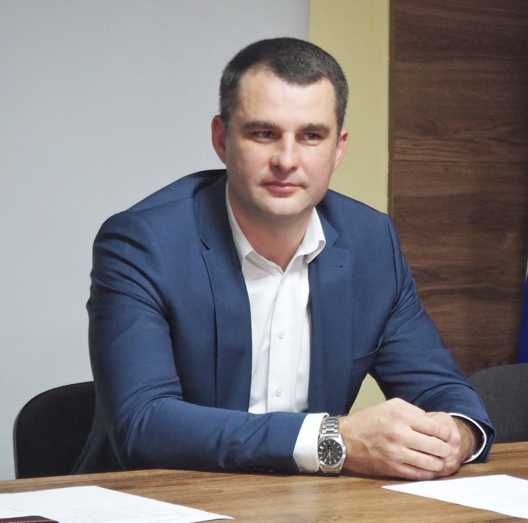 Поздравление и.о. директора Краевого БТИ Александра Козырева с Днем защитника Отечества