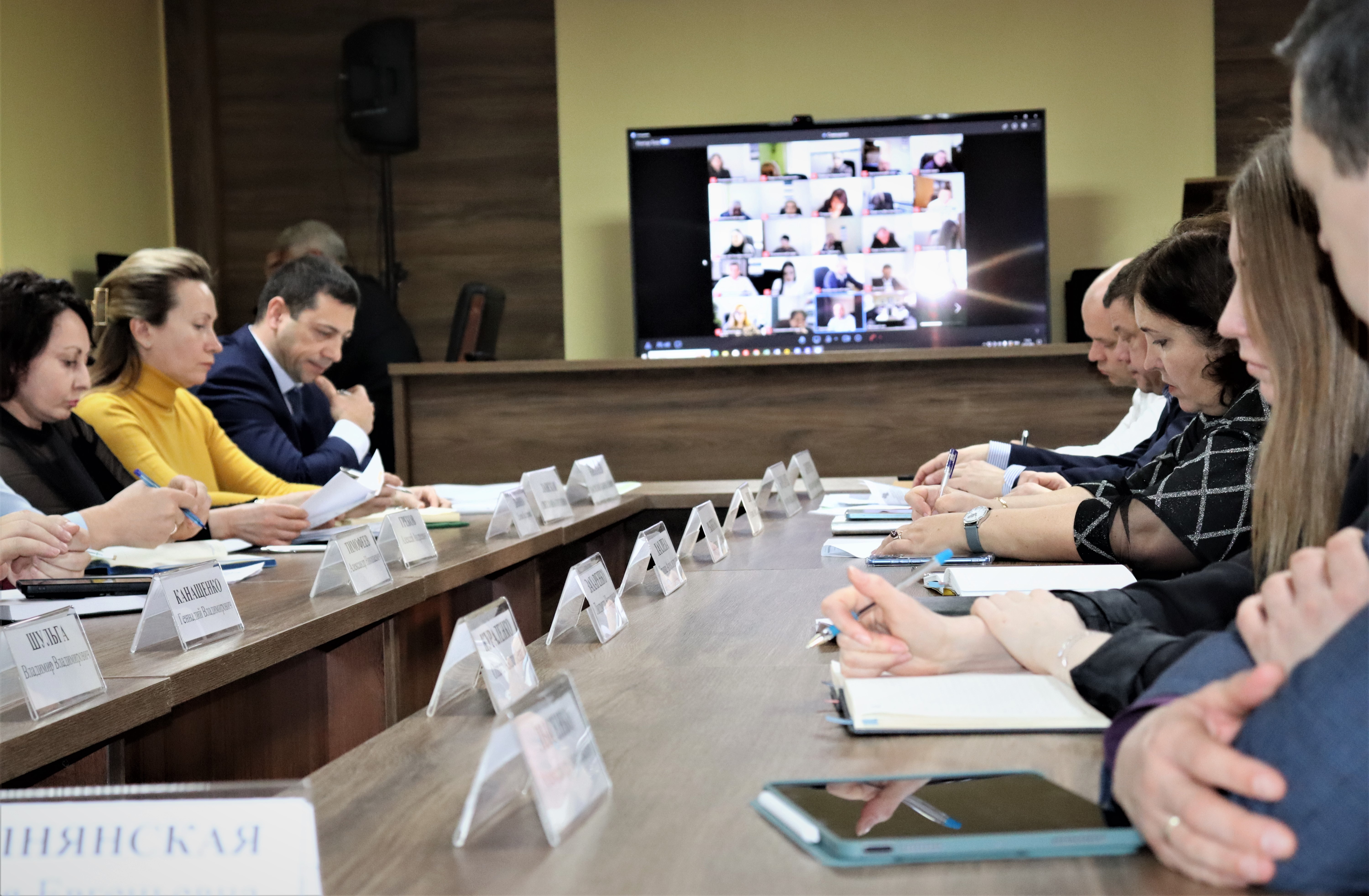 Директор Краевого БТИ Василий Кихаев провел расширенную планерку