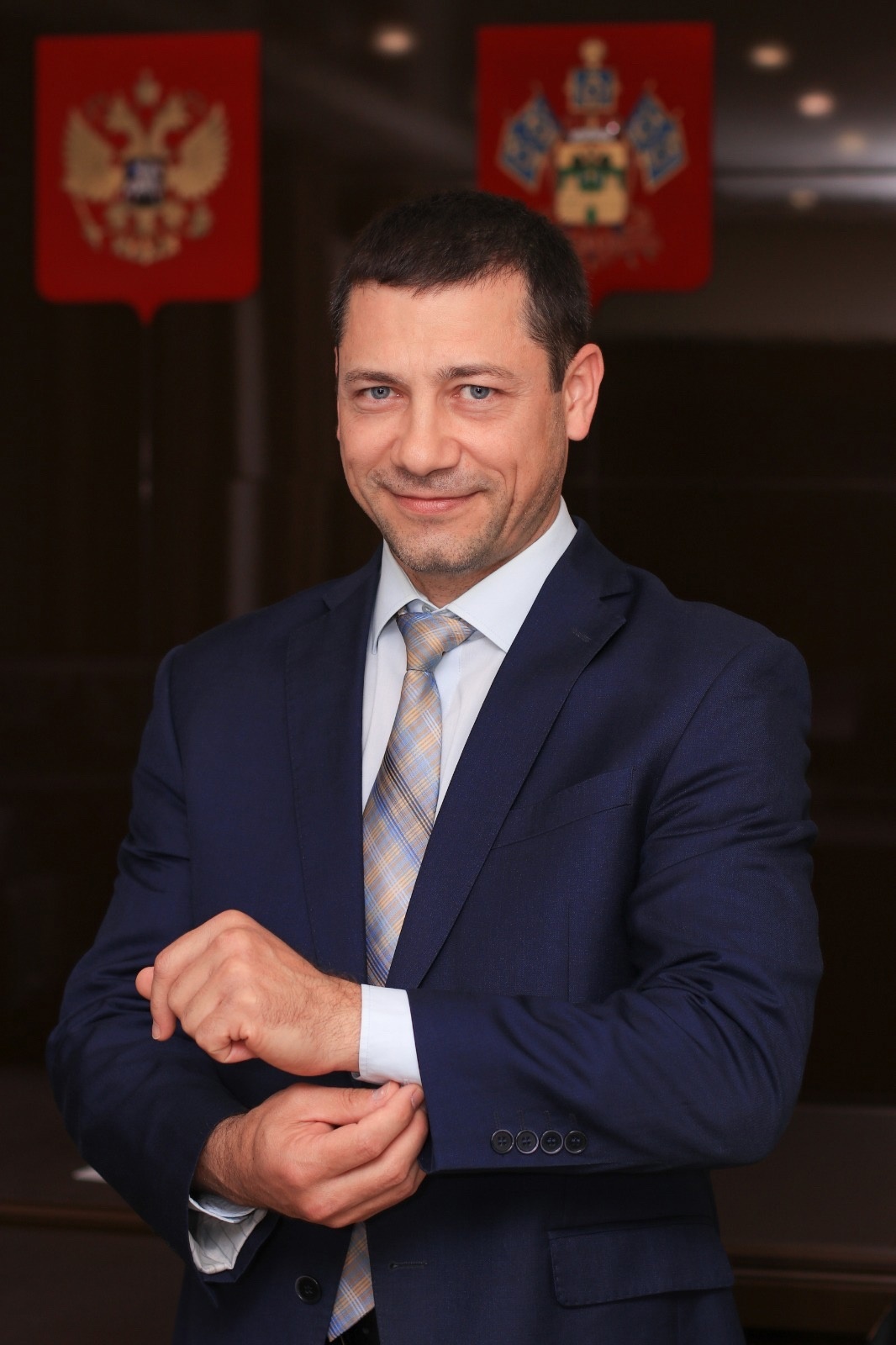 Сегодня свой день рождения отмечает директор Краевого БТИ Василий Кихаев