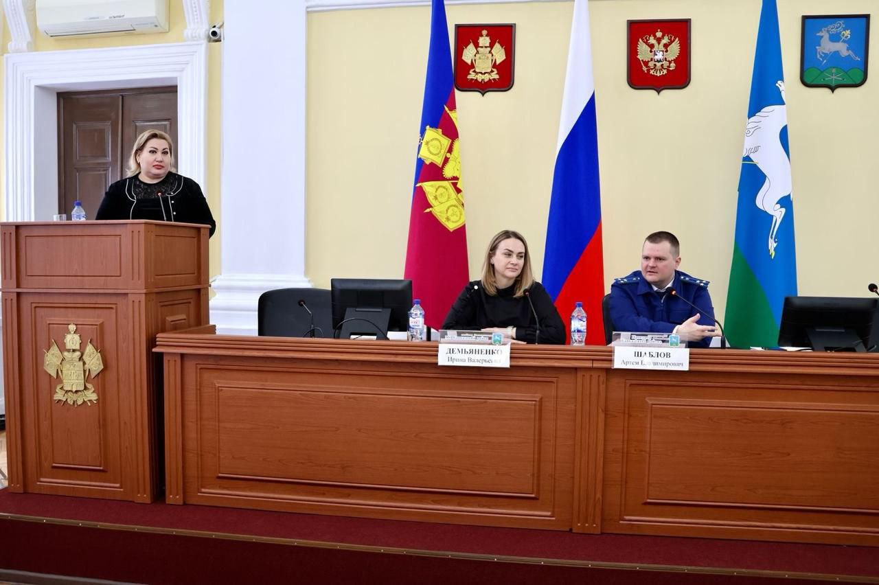 Начальник отдела Краевого БТИ по Кавказскому району Светлана Косова приняла участие в работе межведомственной рабочей группы